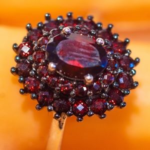 Elegant Oval Ring and Earring Set Garnet Momzambiq